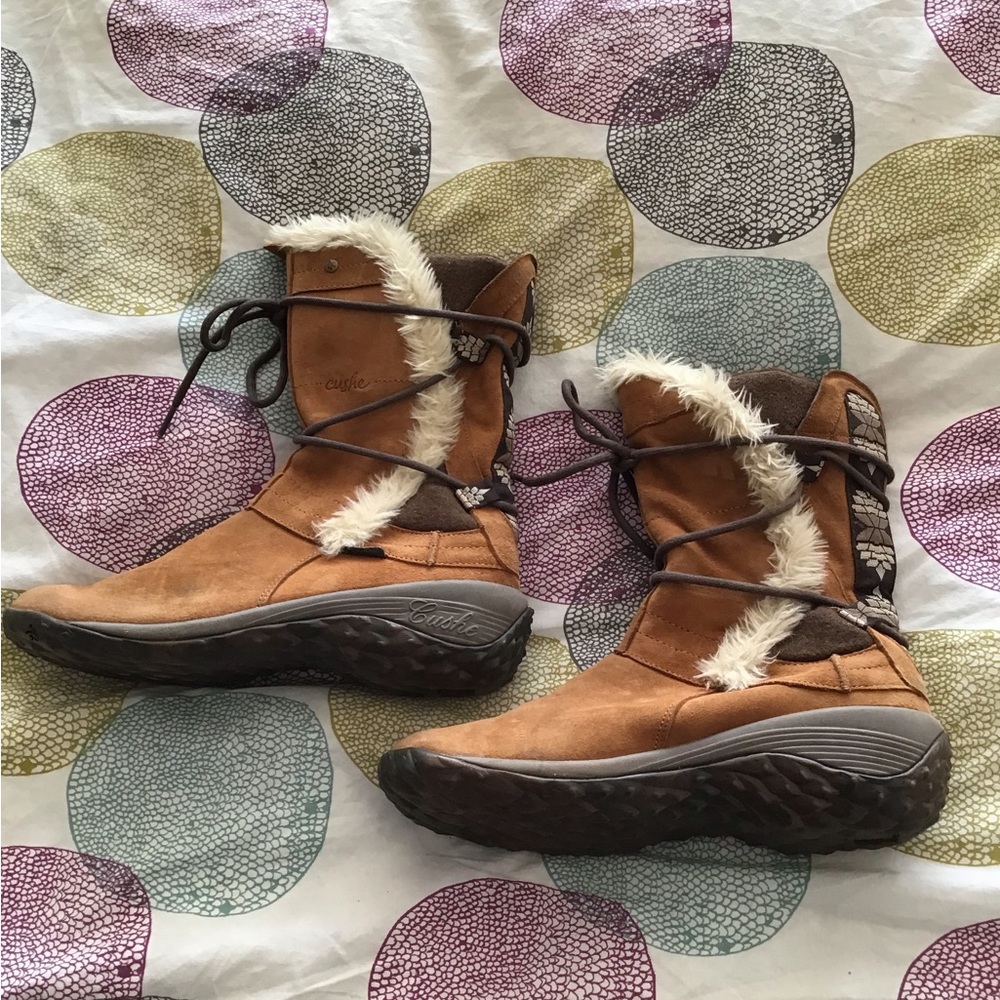 Women’s Cushe suede winter boots